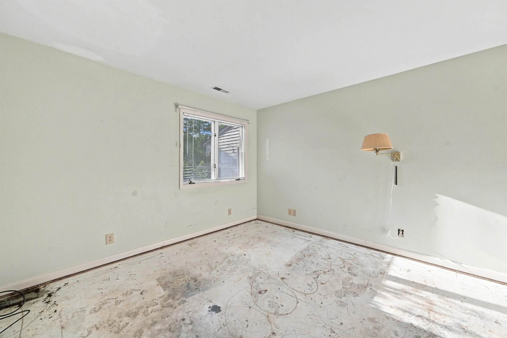 314 Windward DR SW - Photo 15