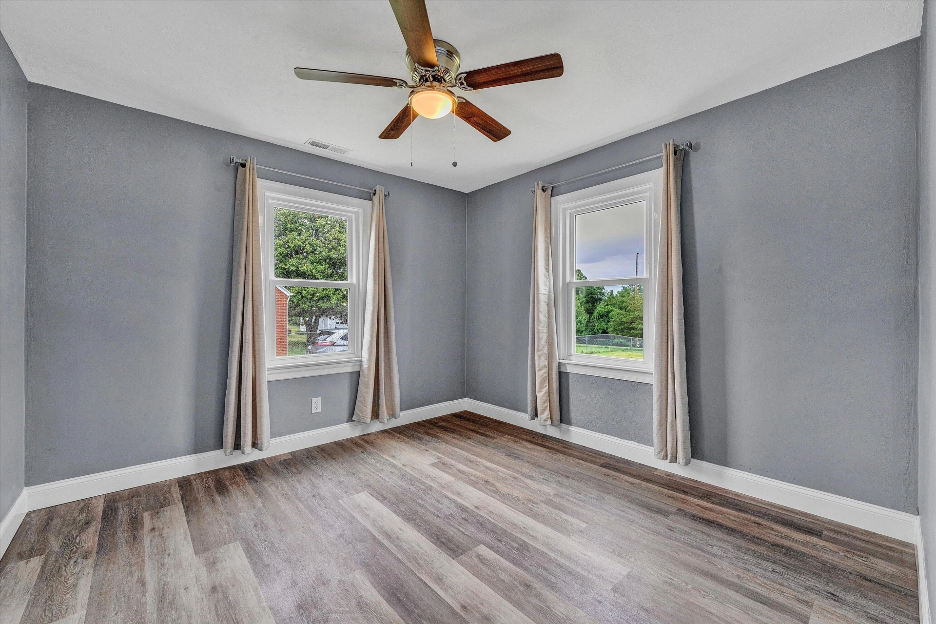 110 Montview AVE - Photo 20