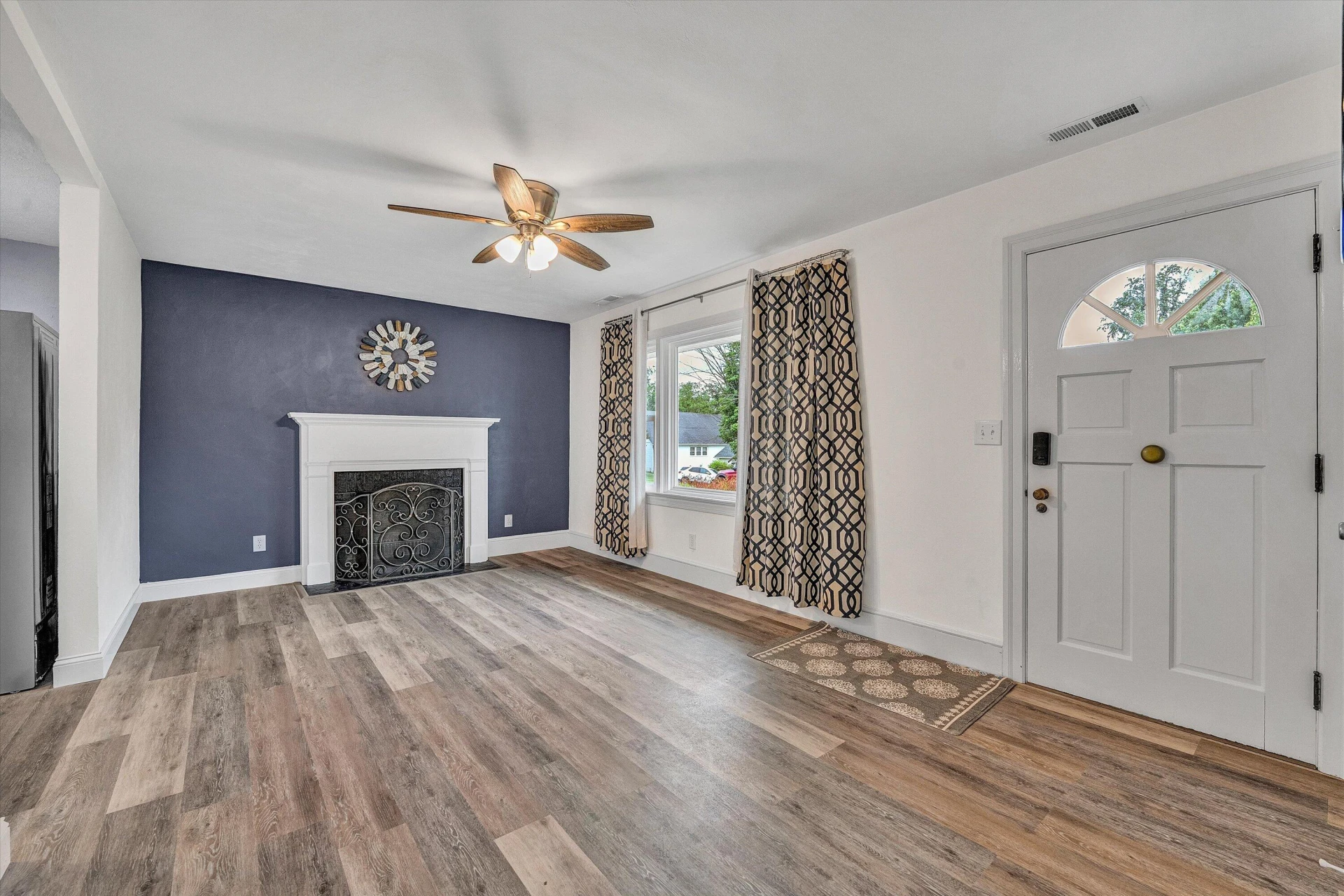 110 Montview AVE - Photo 5