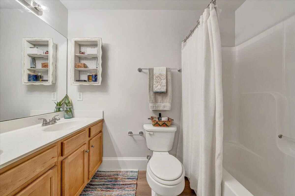 3310 Belle AVE NE - Photo 30