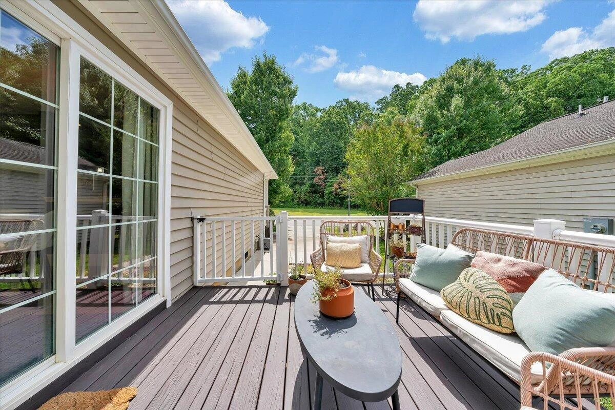 3310 Belle AVE NE - Photo 39