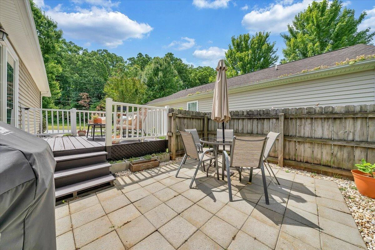 3310 Belle AVE NE - Photo 41