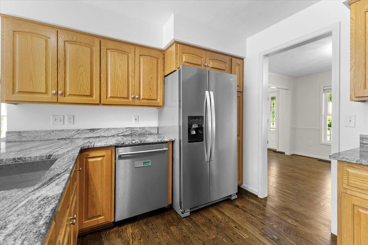 282 Four Seasons DR - Photo 12
