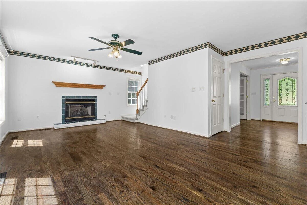 282 Four Seasons DR - Photo 19