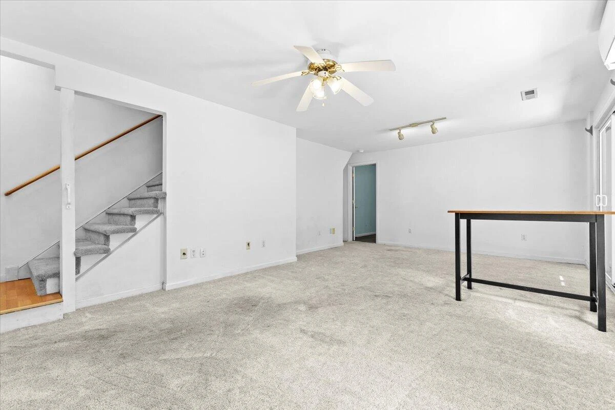 282 Four Seasons DR - Photo 44