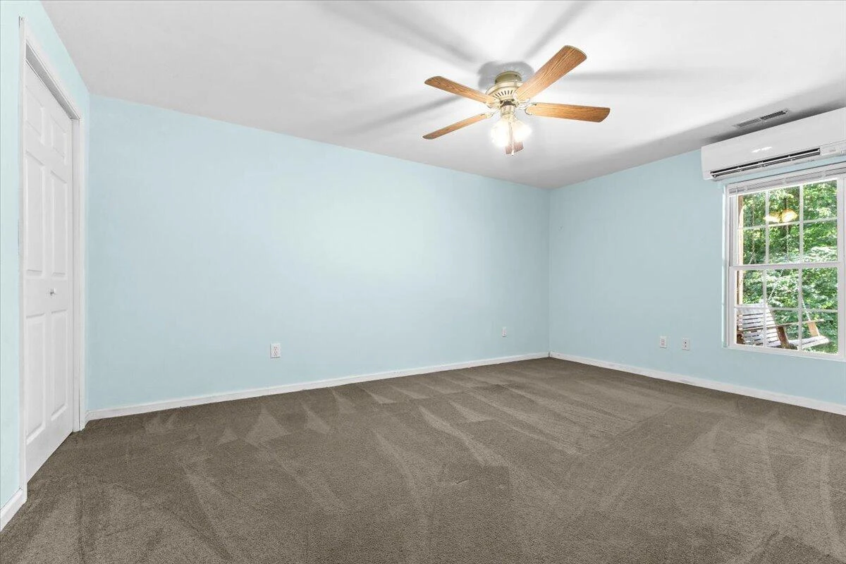 282 Four Seasons DR - Photo 47