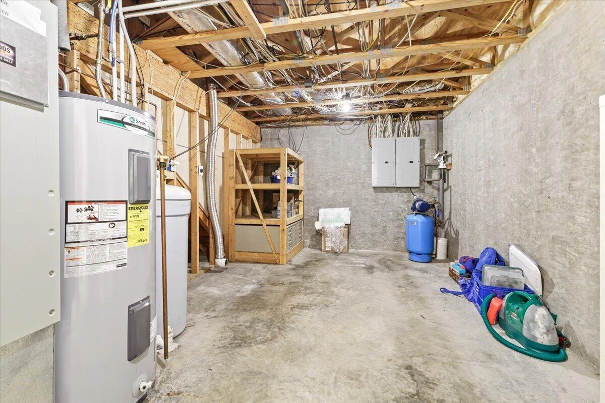282 Four Seasons DR - Photo 48