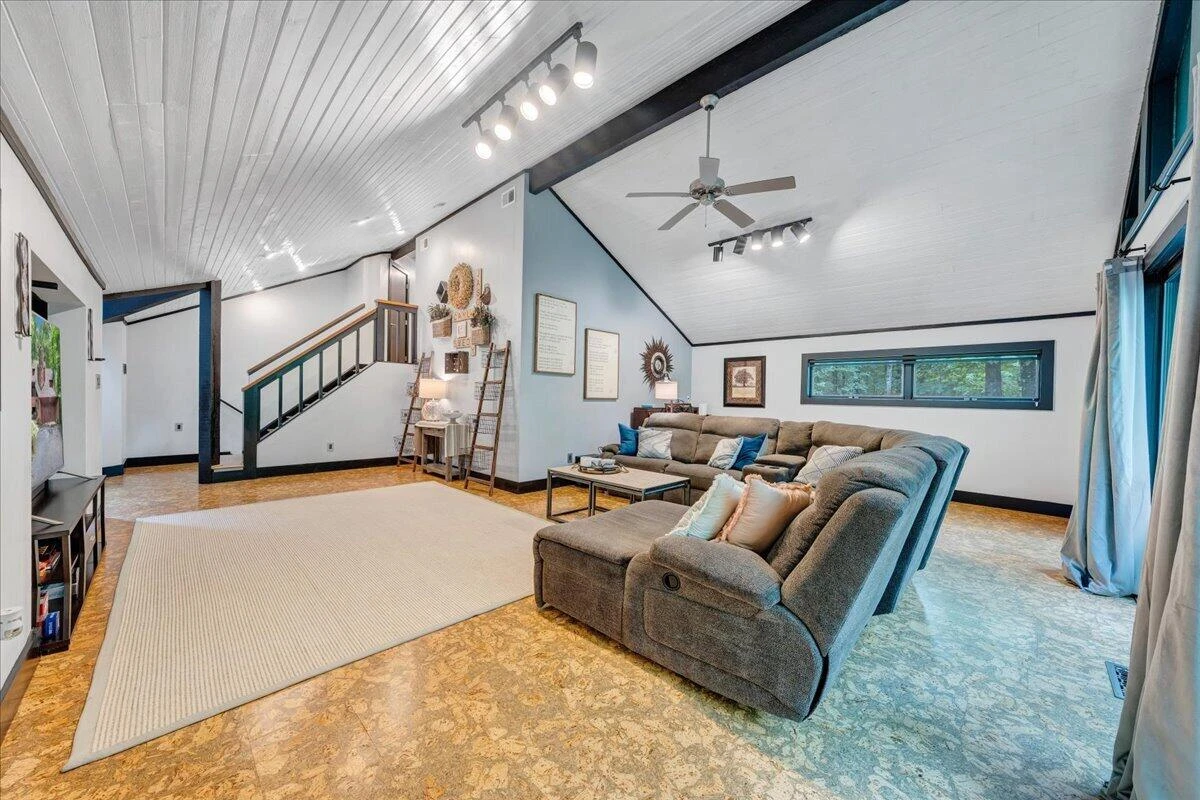 6227 Saddleridge RD - Photo 12