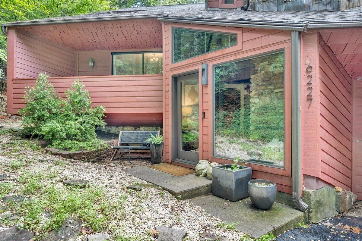 6227 Saddleridge RD - Photo 5