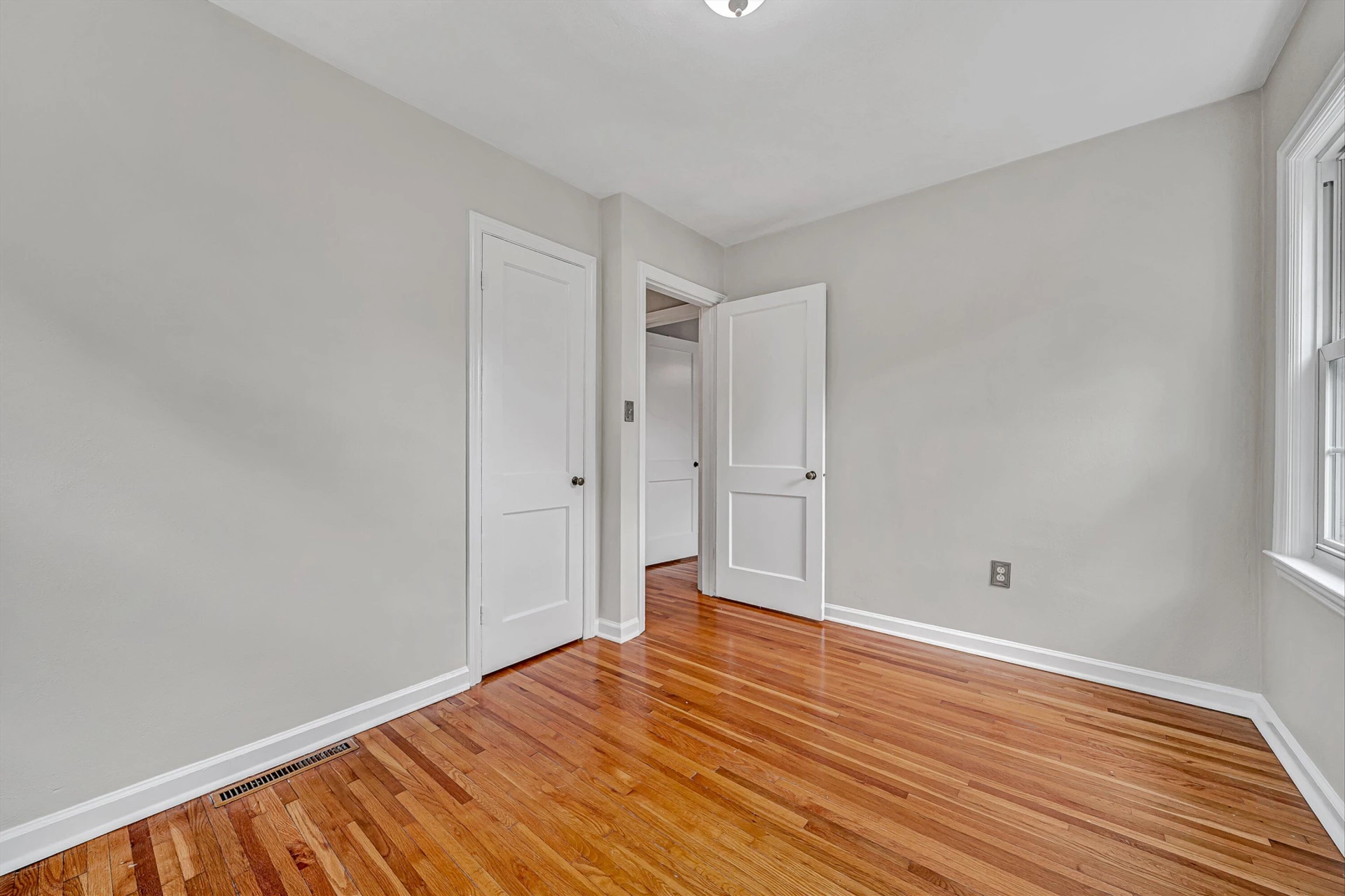 2646 Edgewood ST SW - Photo 14