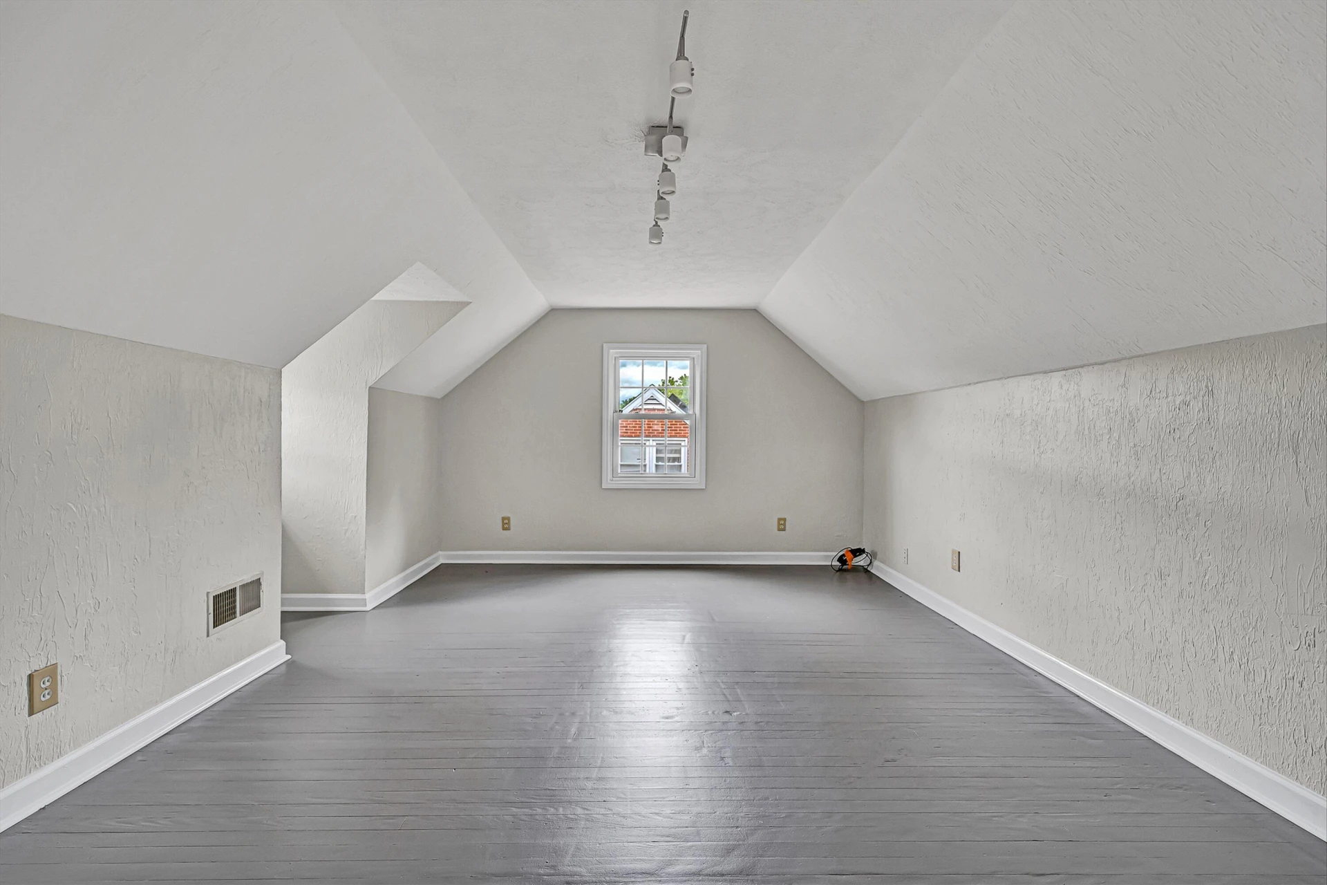 2646 Edgewood ST SW - Photo 18