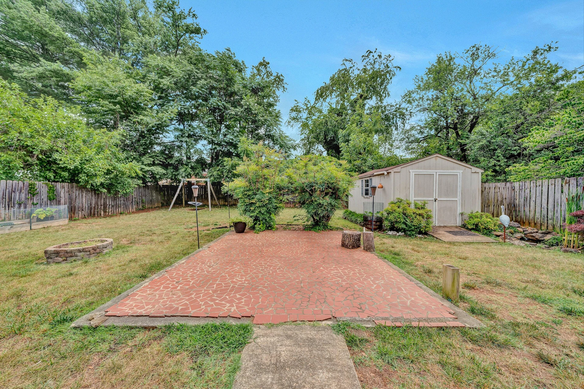 2646 Edgewood ST SW - Photo 28
