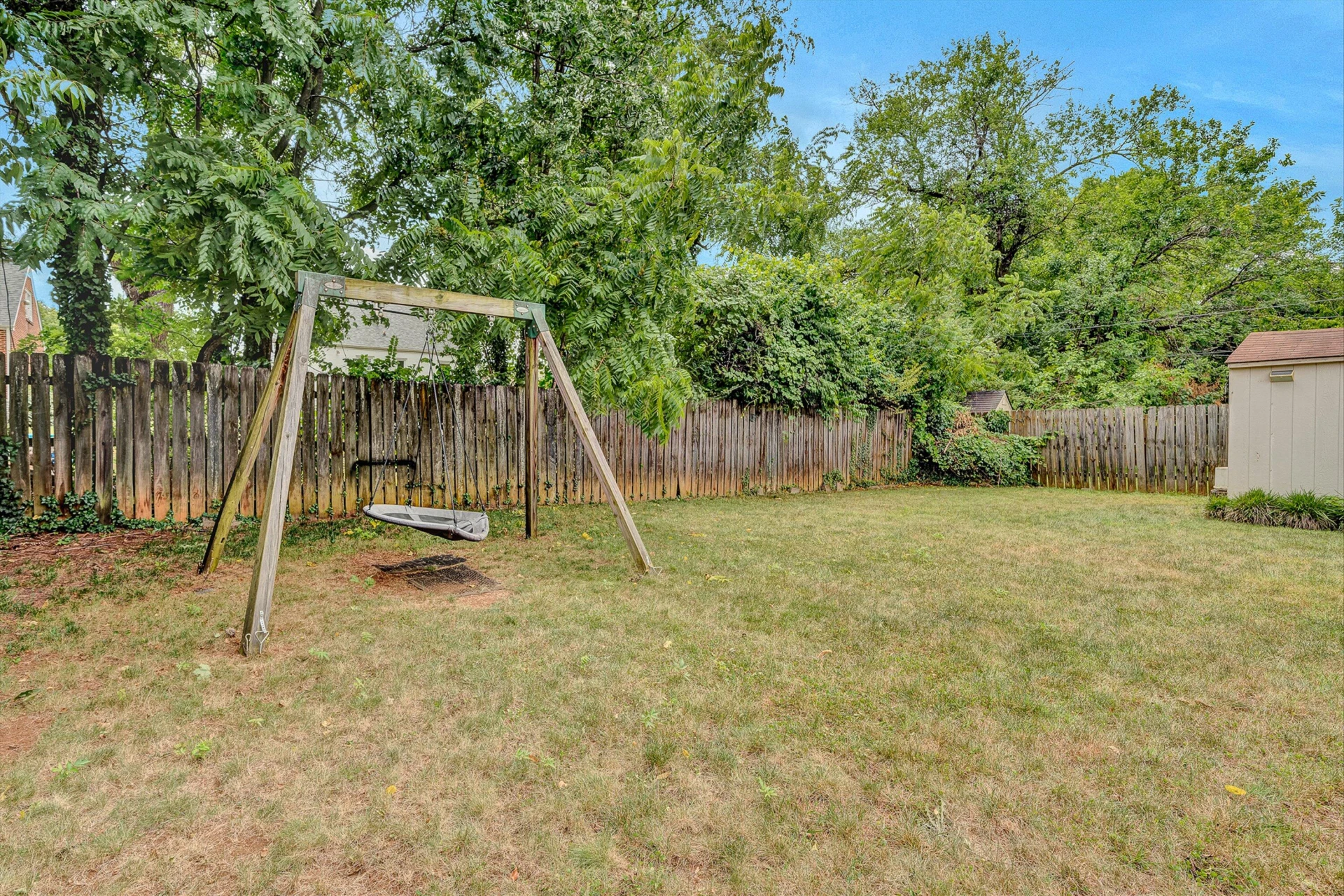 2646 Edgewood ST SW - Photo 29