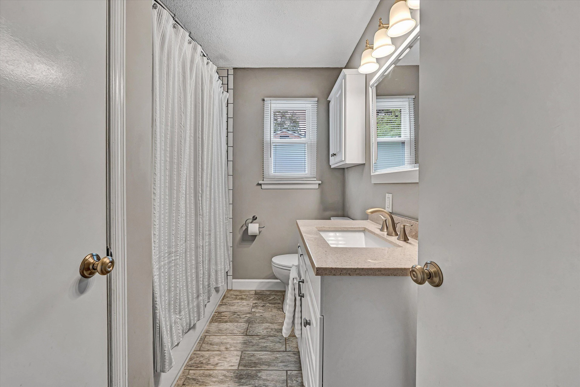 3063 Pebble DR - Photo 14