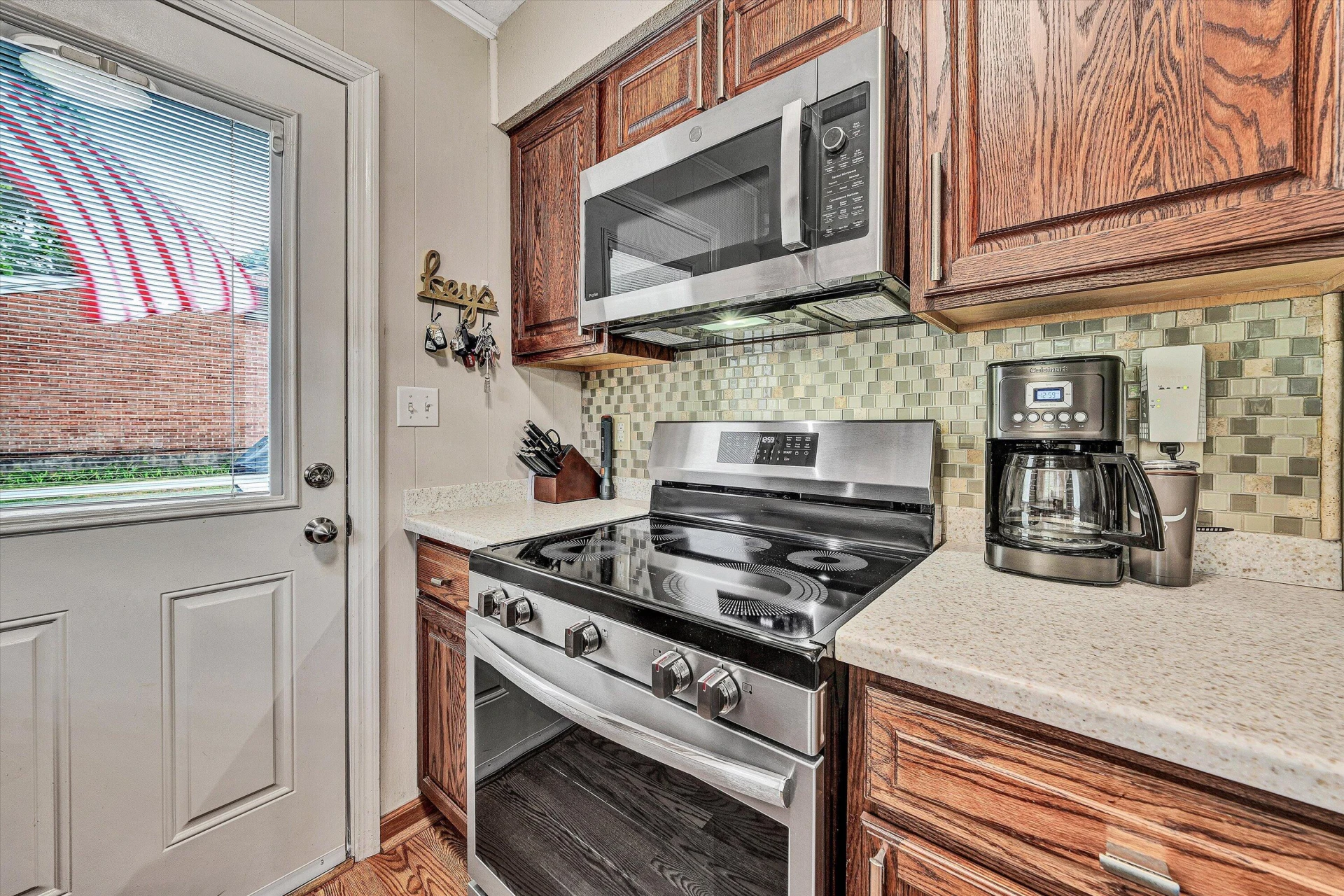 3063 Pebble DR - Photo 9