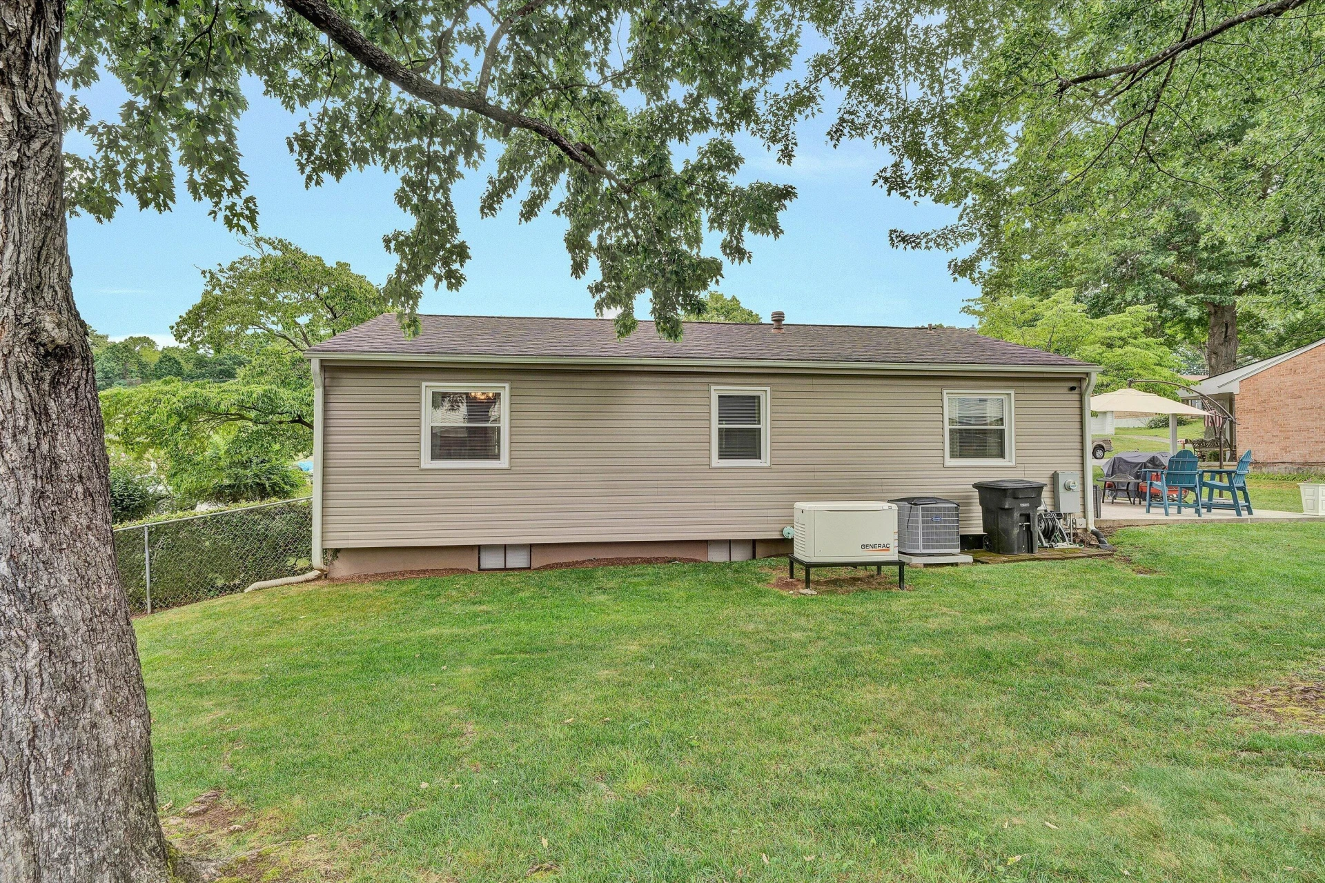 3063 Pebble DR - Photo 27