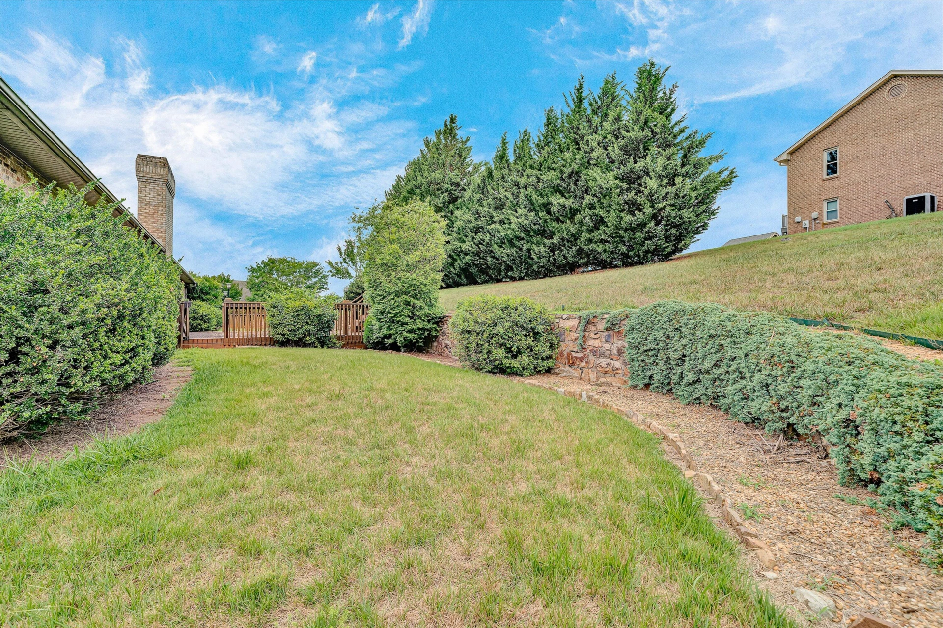 453 Highland DR - Photo 10