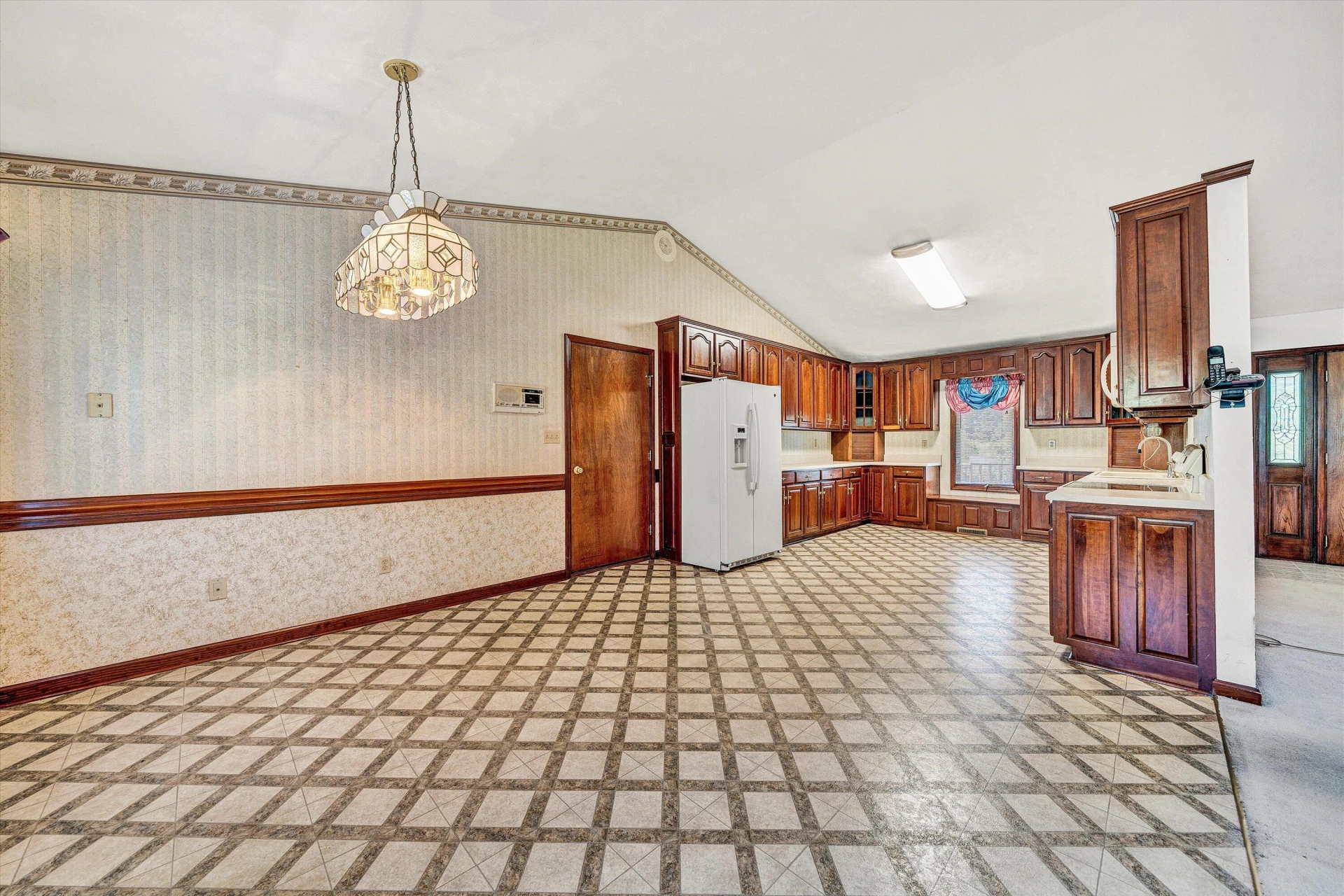 453 Highland DR - Photo 13