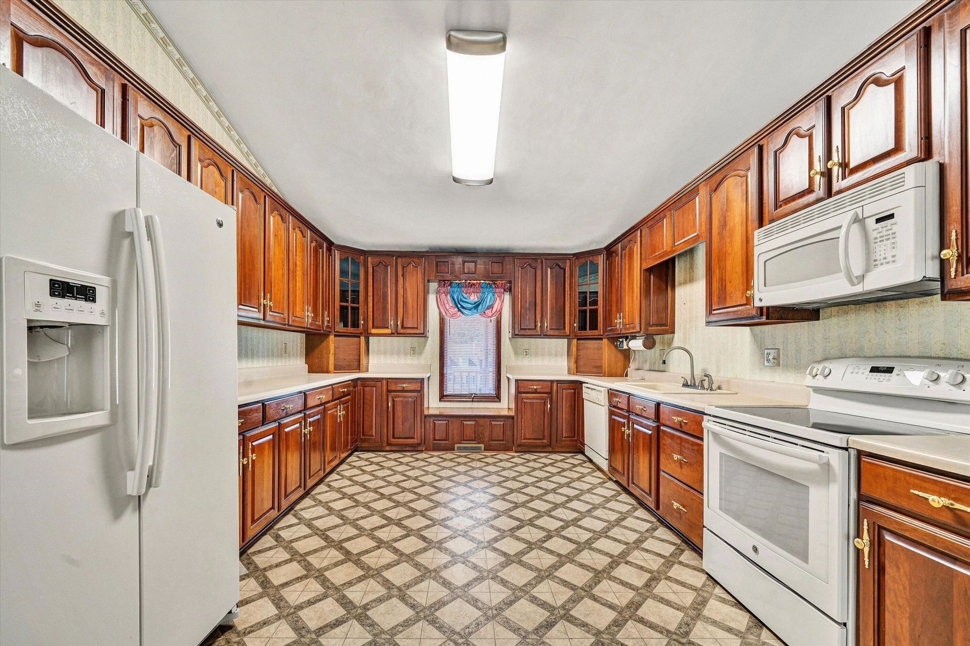 453 Highland DR - Photo 14