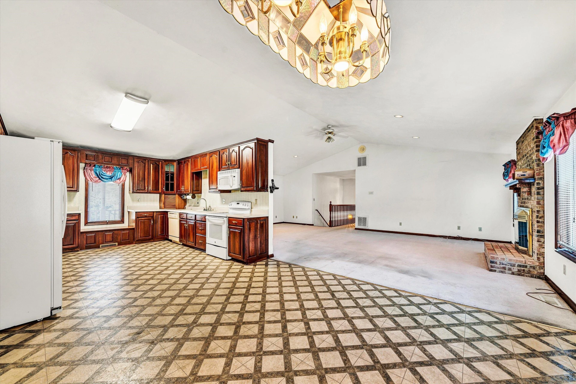453 Highland DR - Photo 17