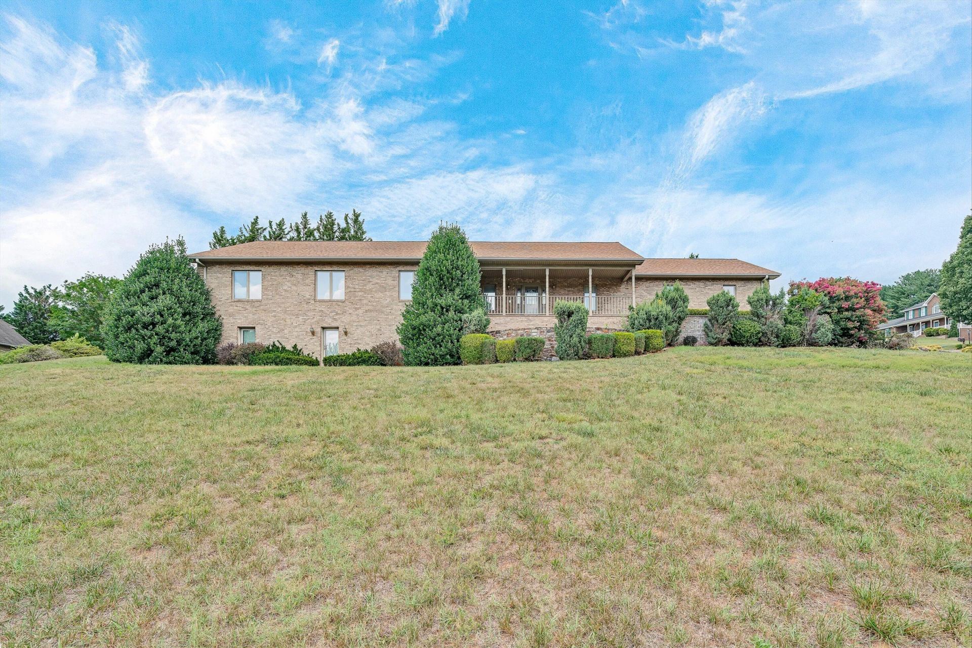 453 Highland DR - Photo 3