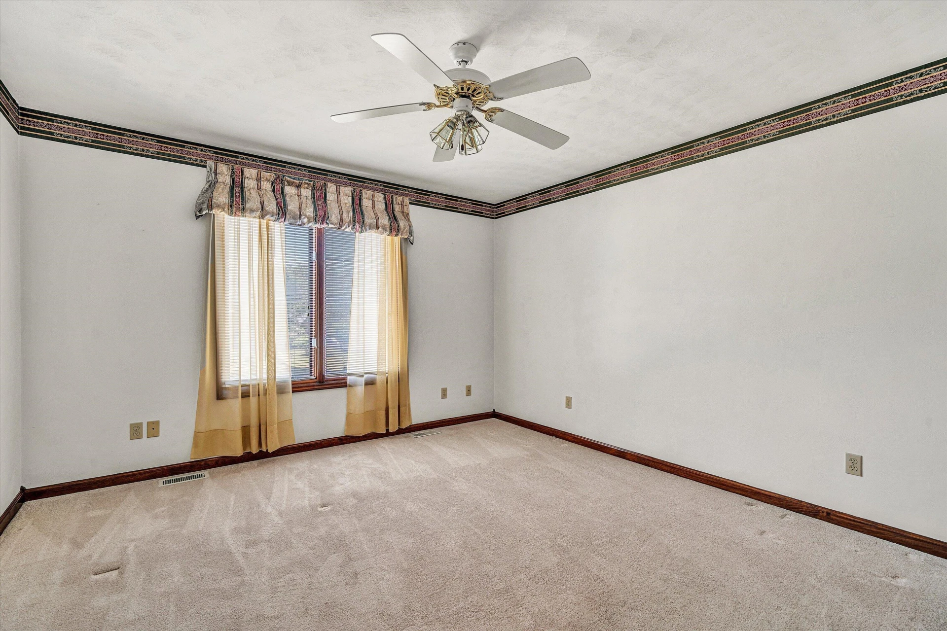 453 Highland DR - Photo 30