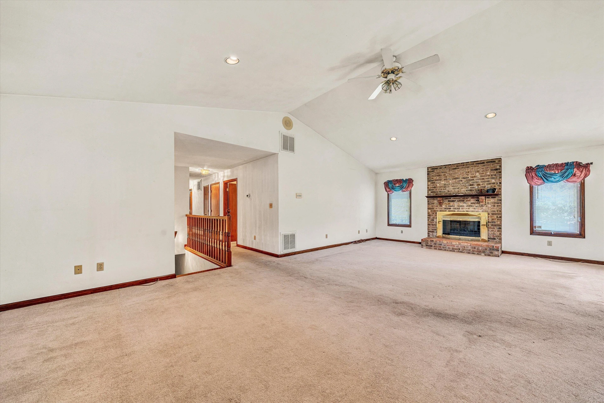 453 Highland DR - Photo 9