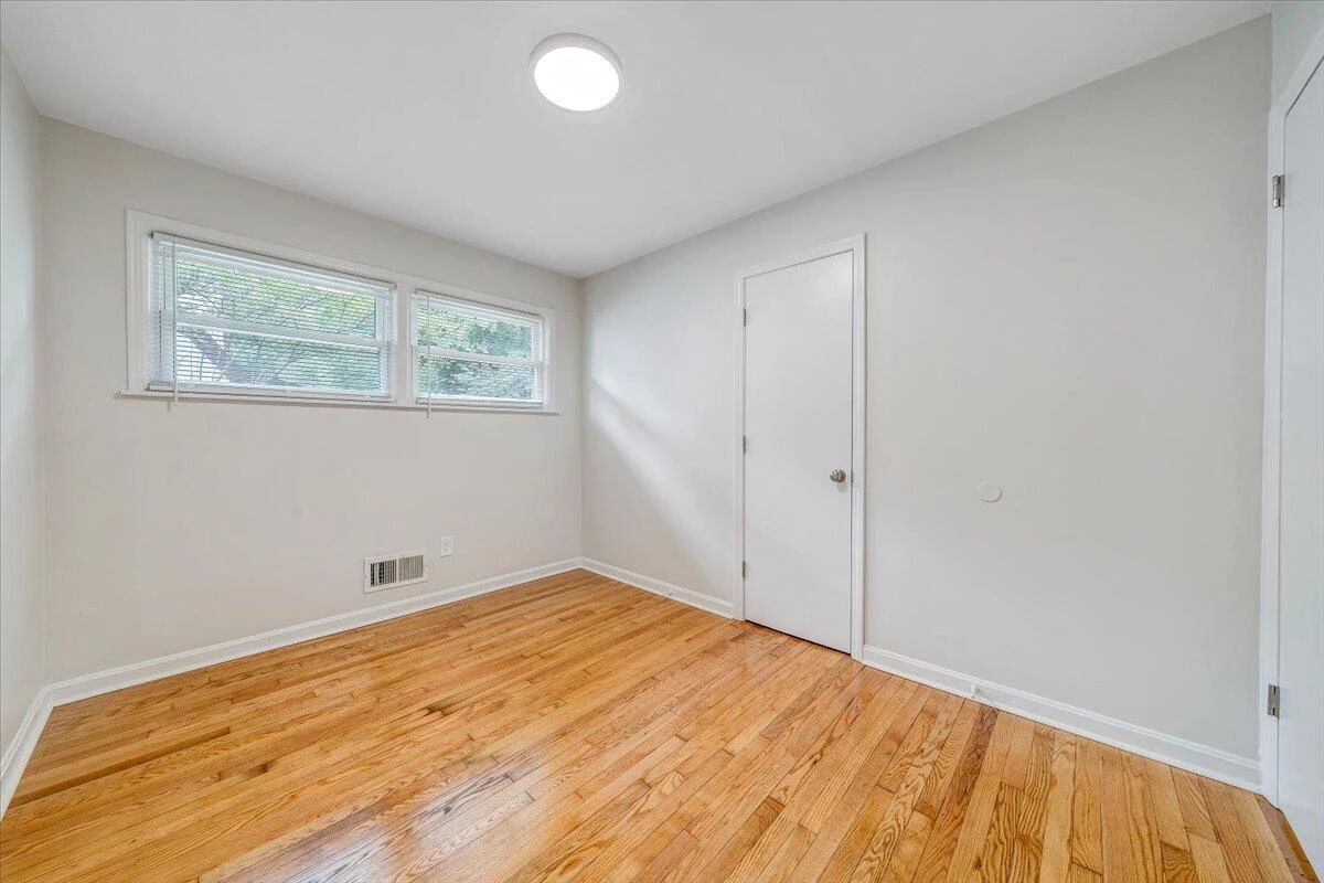 2001 Colgate ST NE - Photo 22