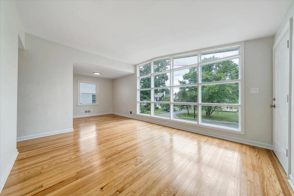 2001 Colgate ST NE - Photo 6