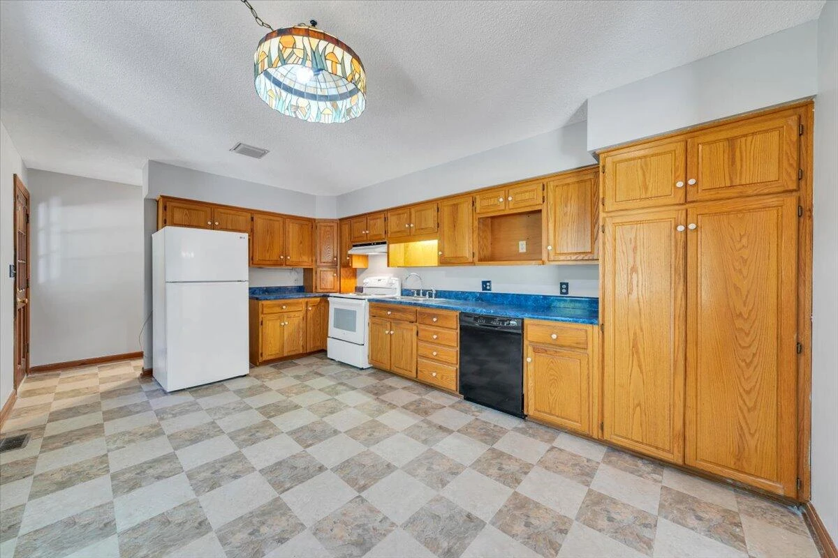 417 Stonebridge DR - Photo 16