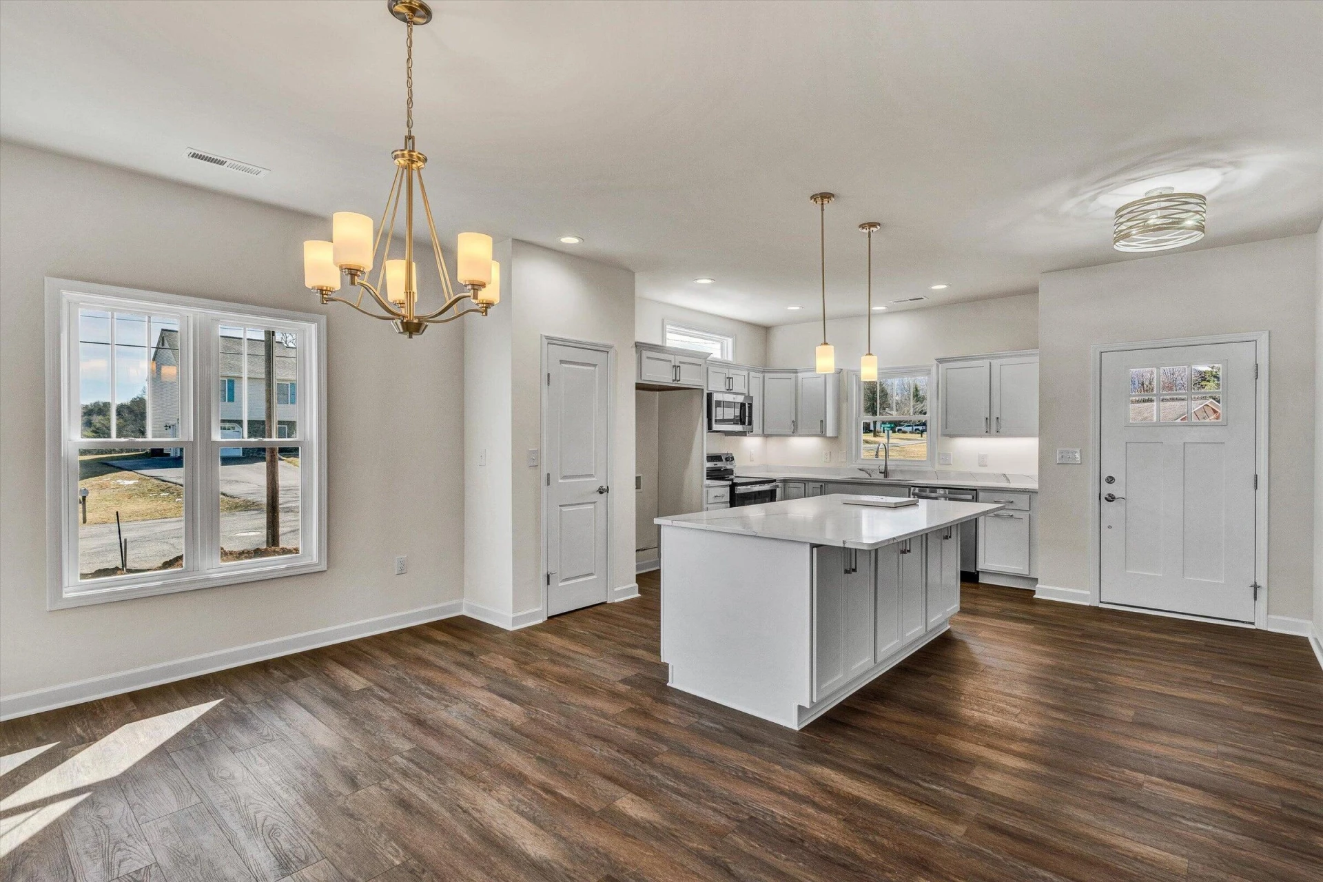 4310 Belford ST SW - Photo 2