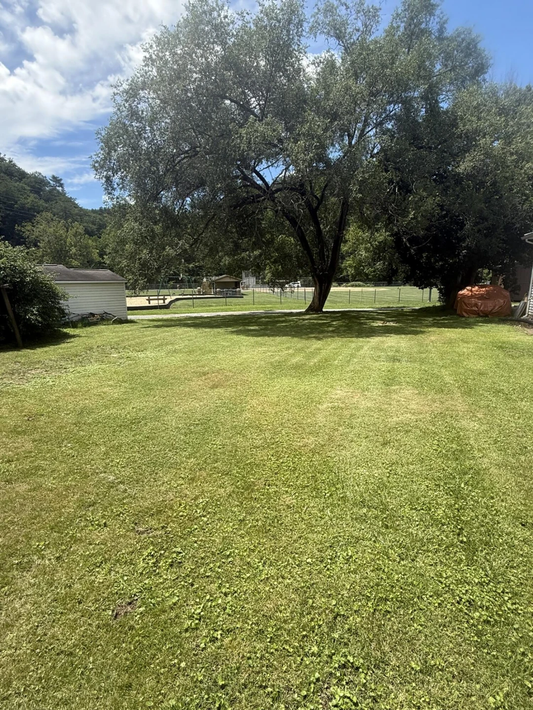 608 W Main ST - Photo 4