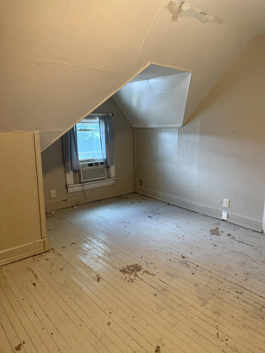608 W Main ST - Photo 9