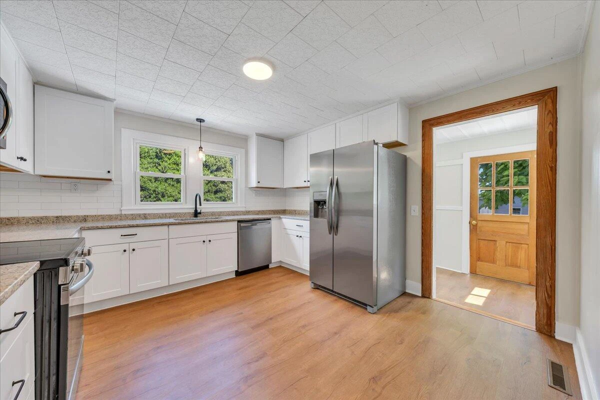 5609 Franklin ST - Photo 11