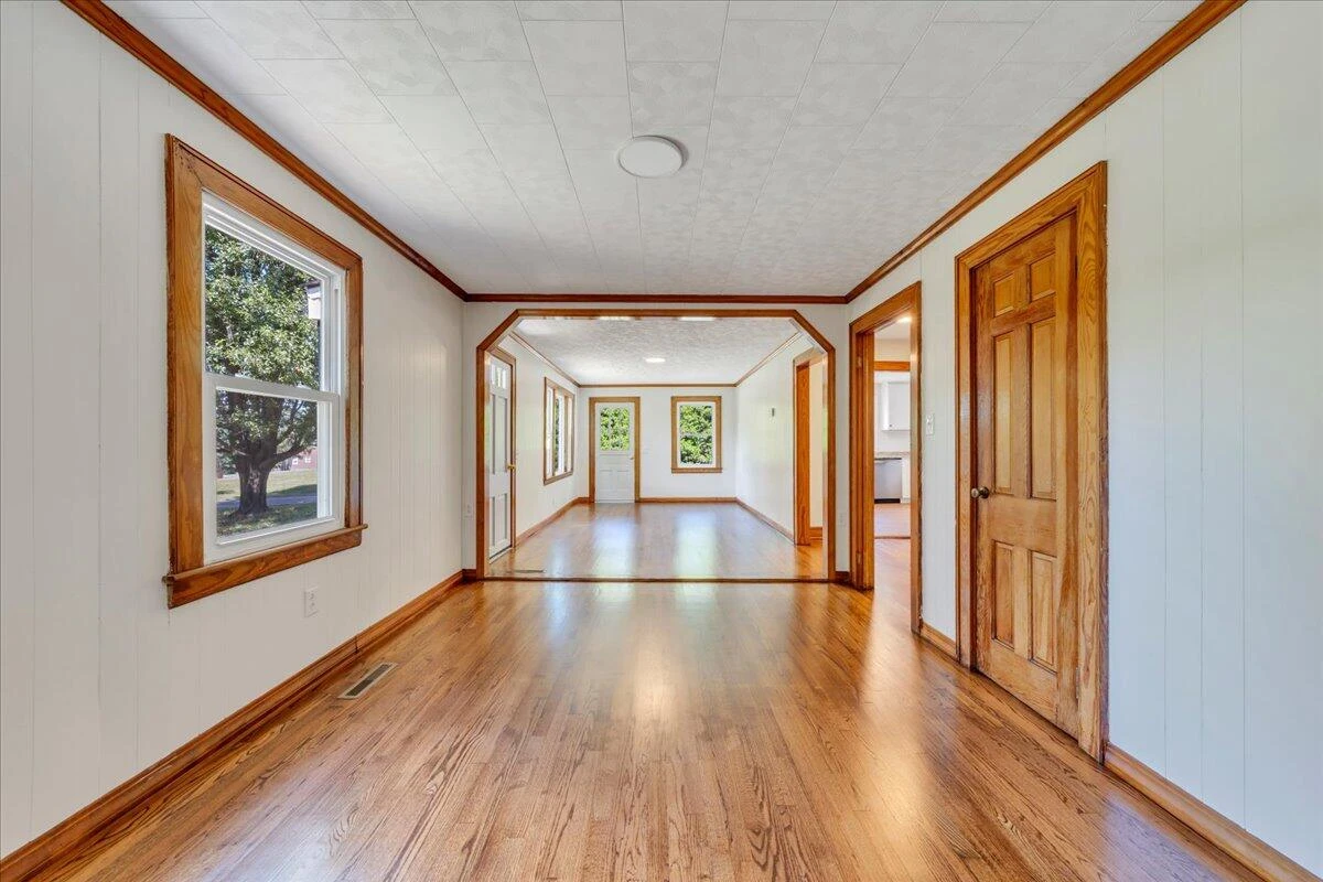 5609 Franklin ST - Photo 9