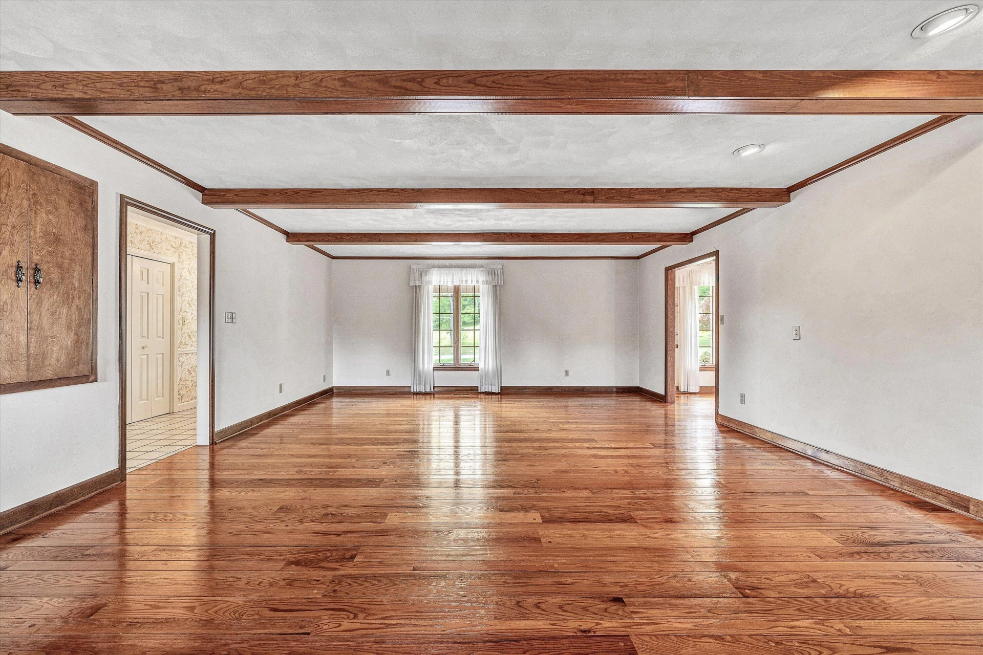 801 Orchard Lake DR - Photo 10