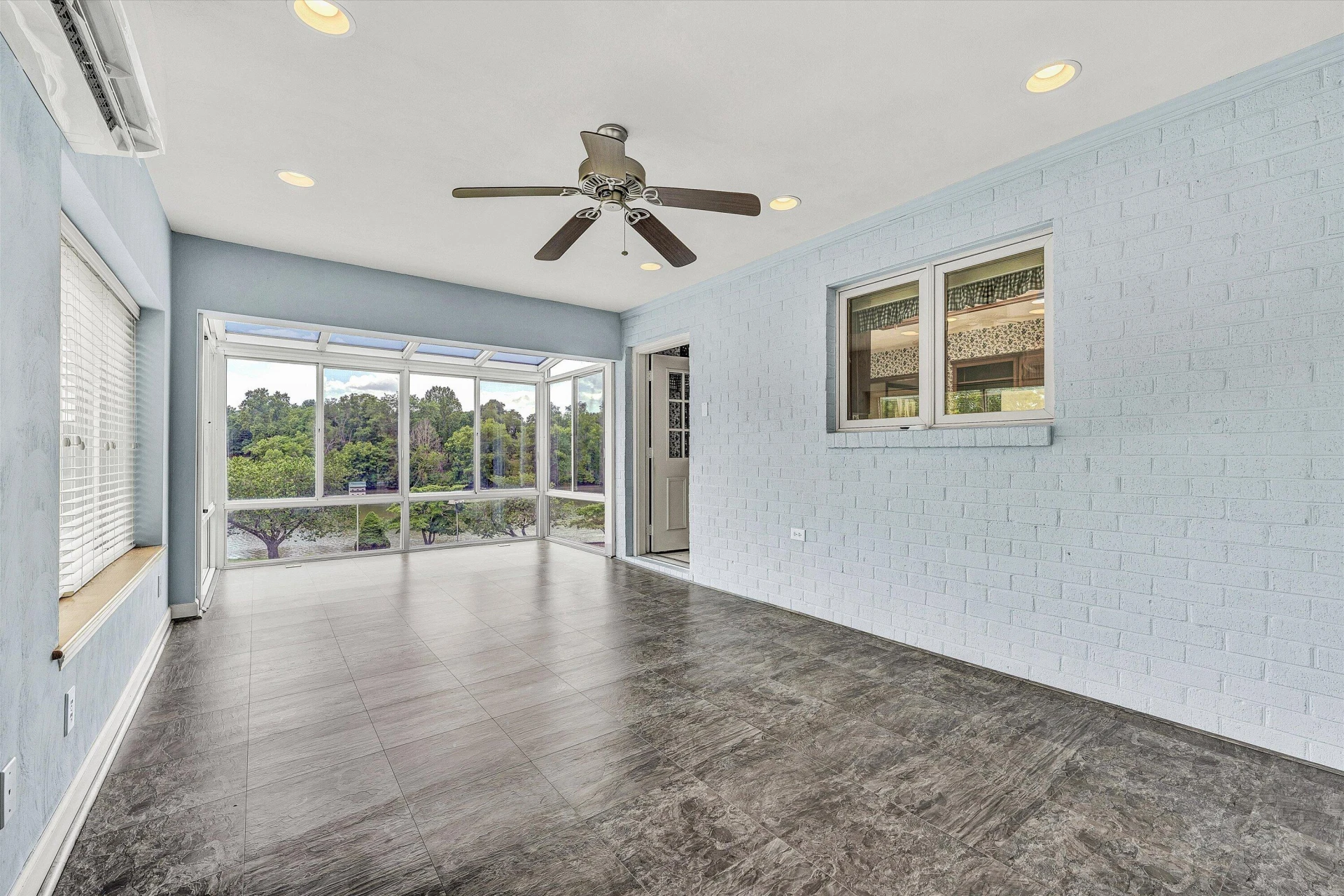 801 Orchard Lake DR - Photo 17