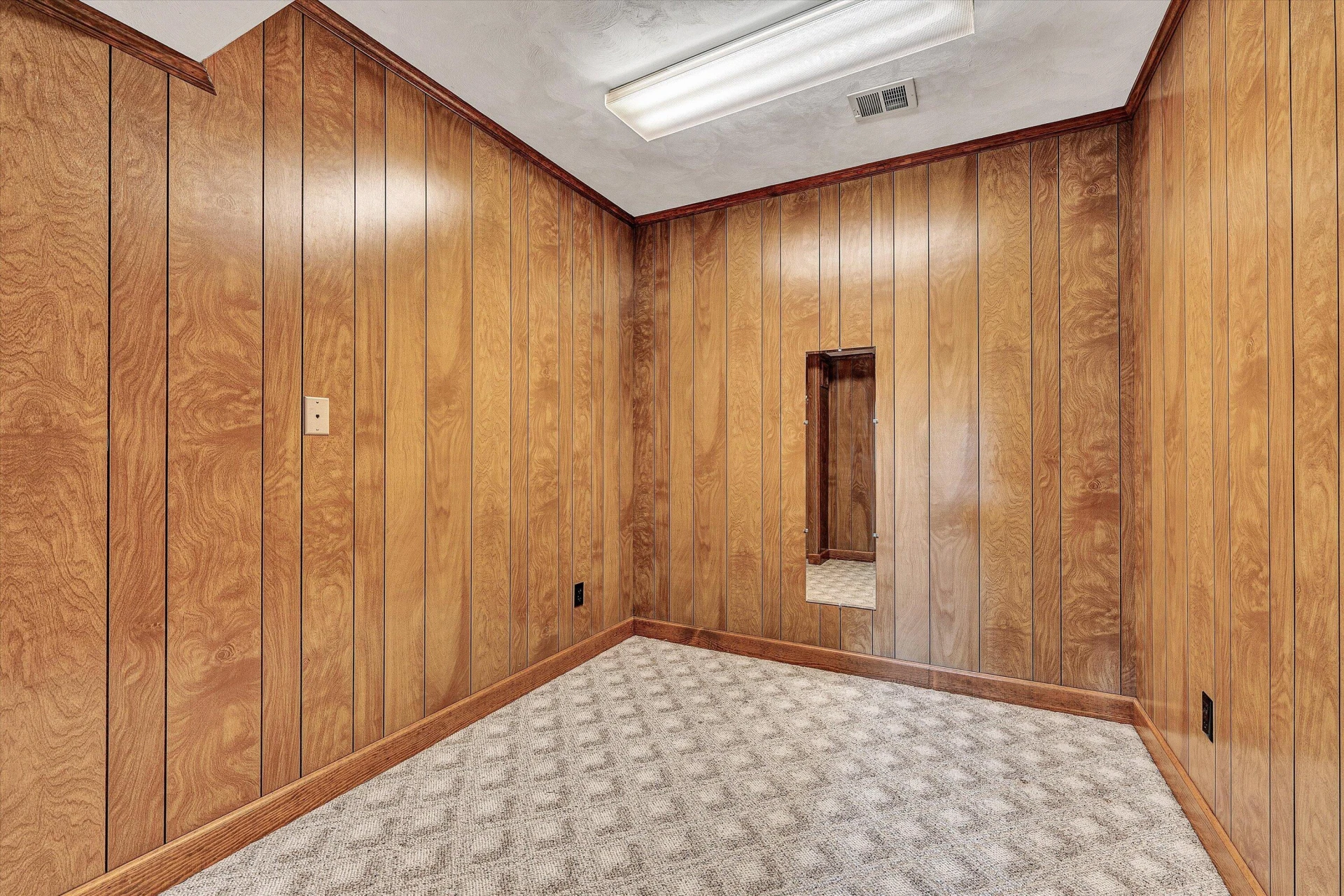 801 Orchard Lake DR - Photo 32