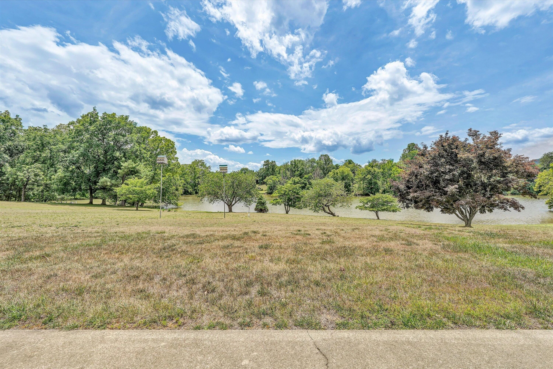801 Orchard Lake DR - Photo 46