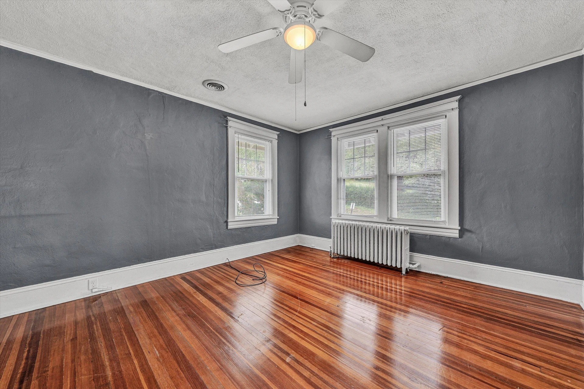 530 Camilla AVE SE - Photo 22