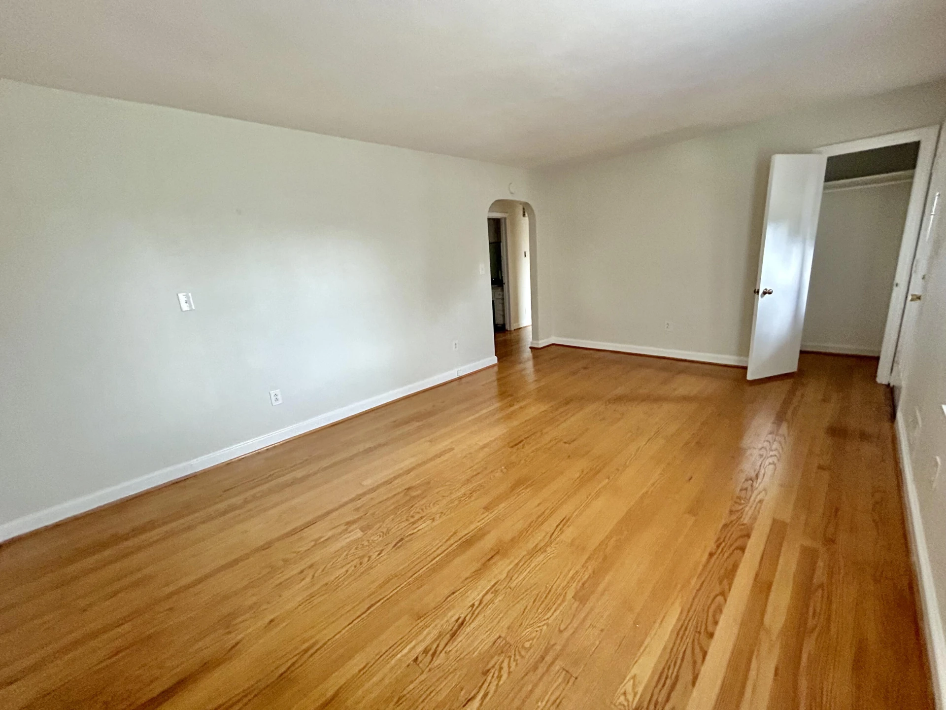 3102 Angell AVE NW - Photo 4
