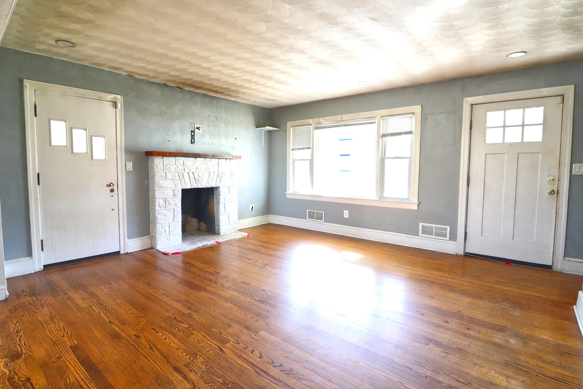 2622 Cedarhurst AVE NW - Photo 11