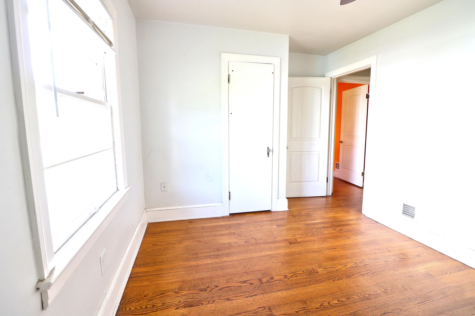 2622 Cedarhurst AVE NW - Photo 9