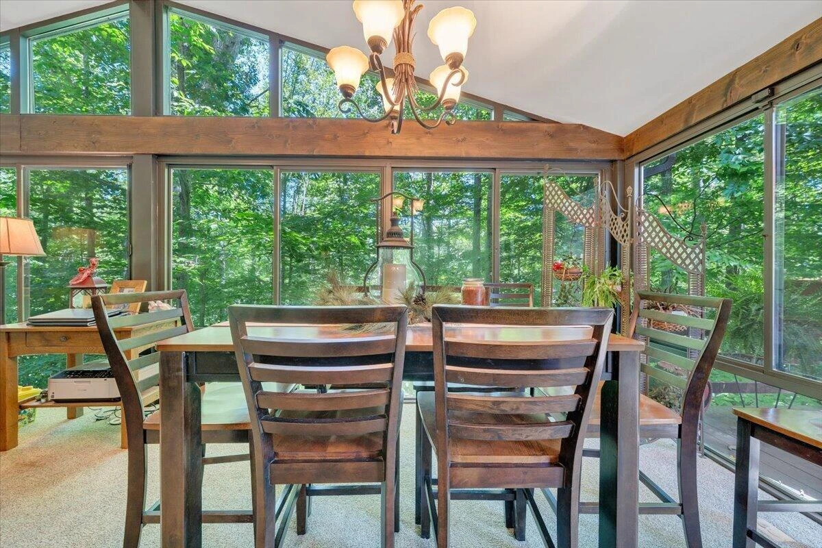 1842 Thomason LN - Photo 13