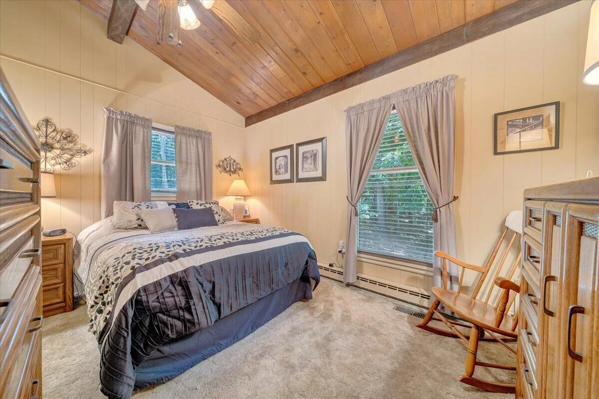 1842 Thomason LN - Photo 23