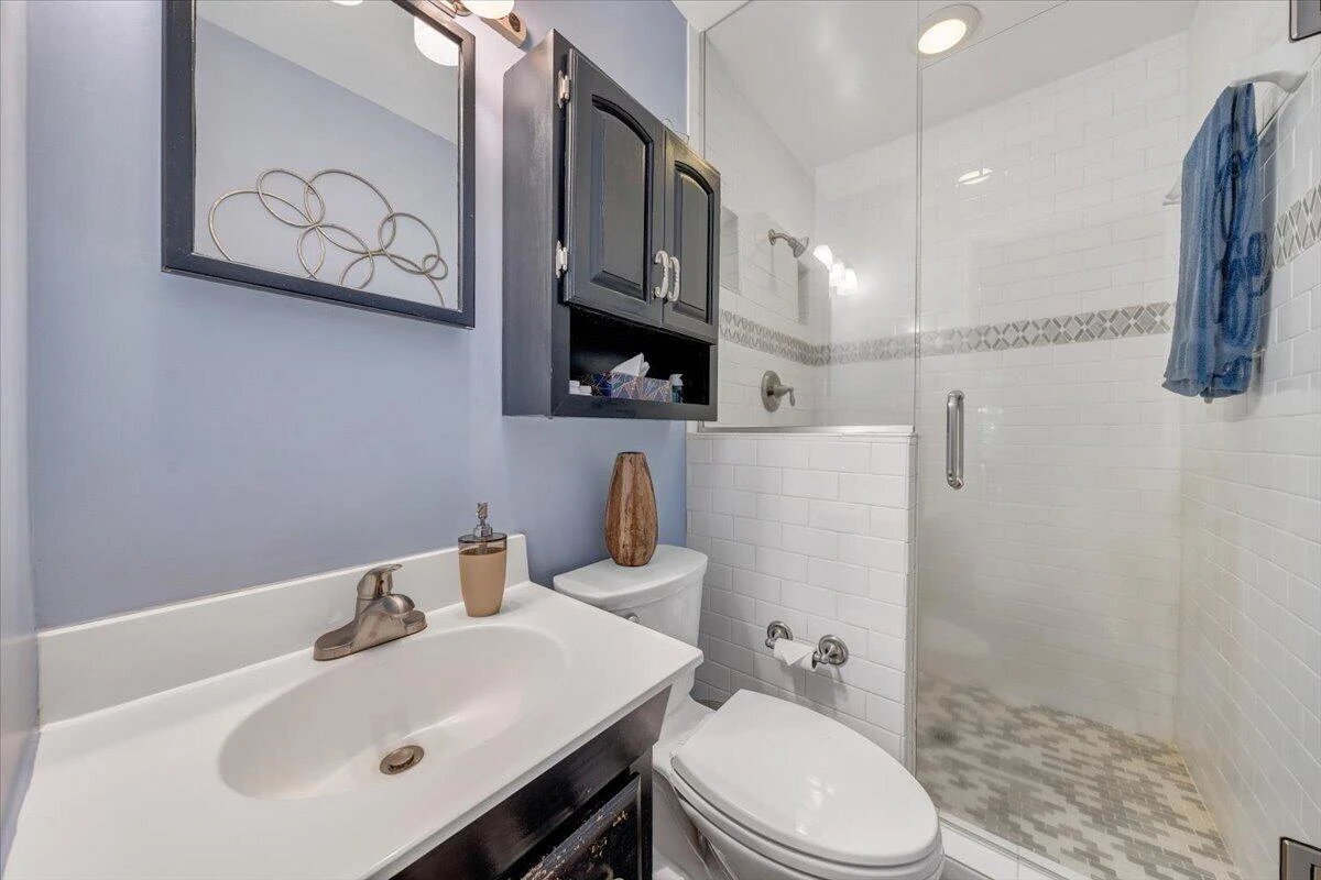 1842 Thomason LN - Photo 25