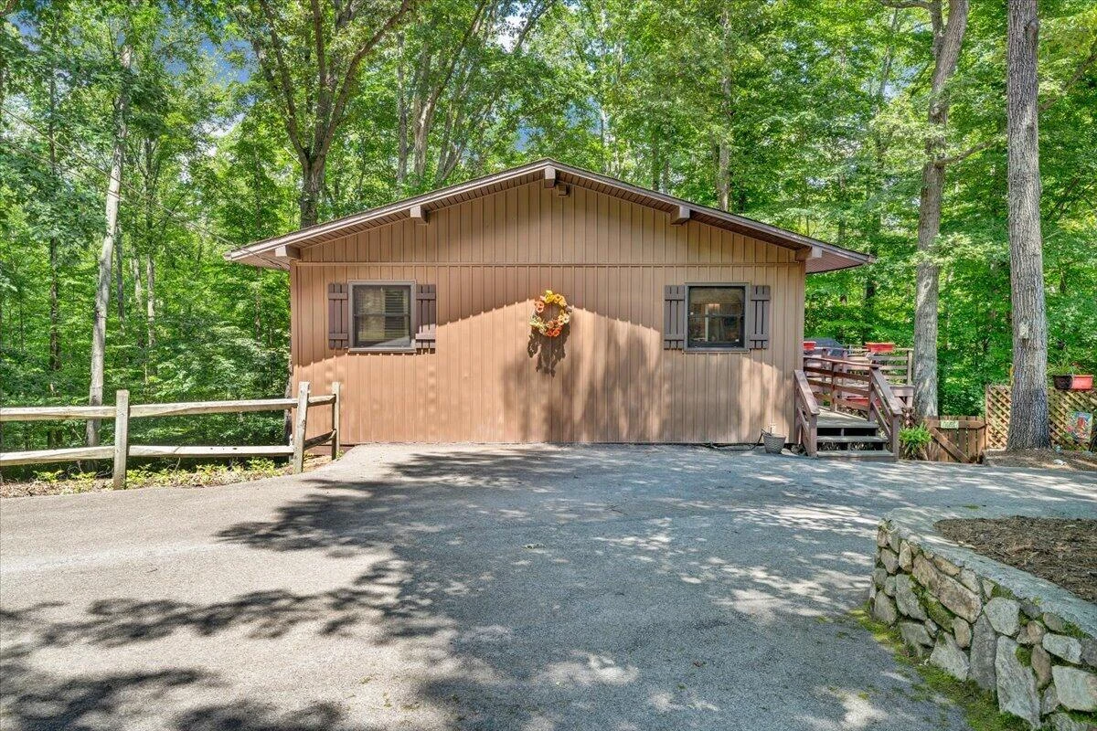 1842 Thomason LN - Photo 6