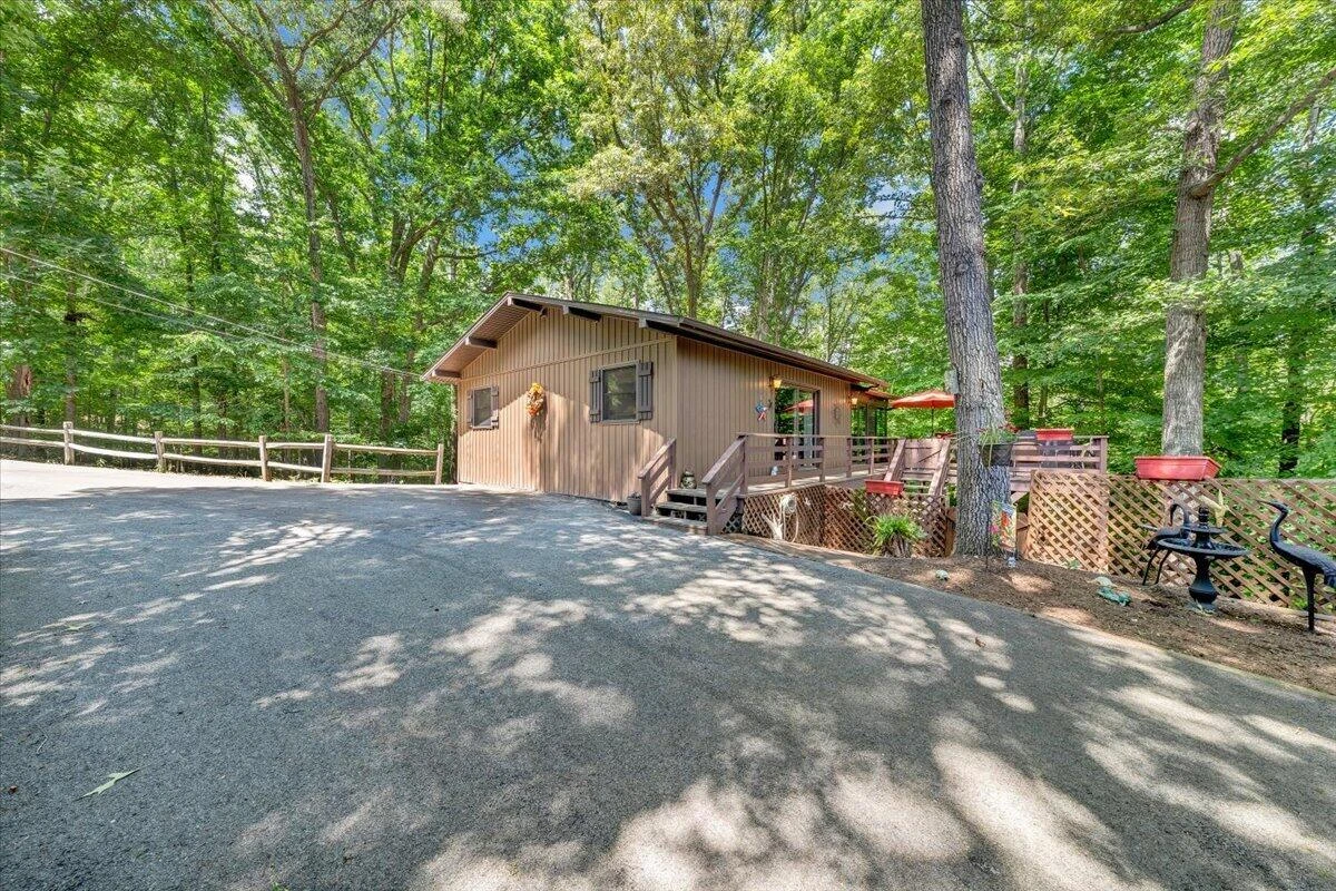 1842 Thomason LN - Photo 63