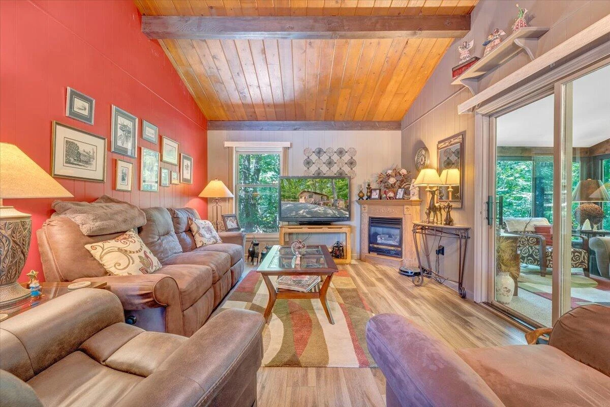1842 Thomason LN - Photo 8