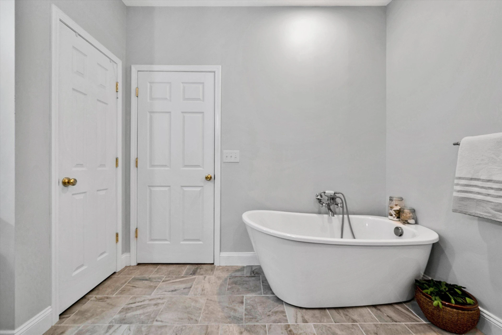4851 Colonial AVE - Photo 29